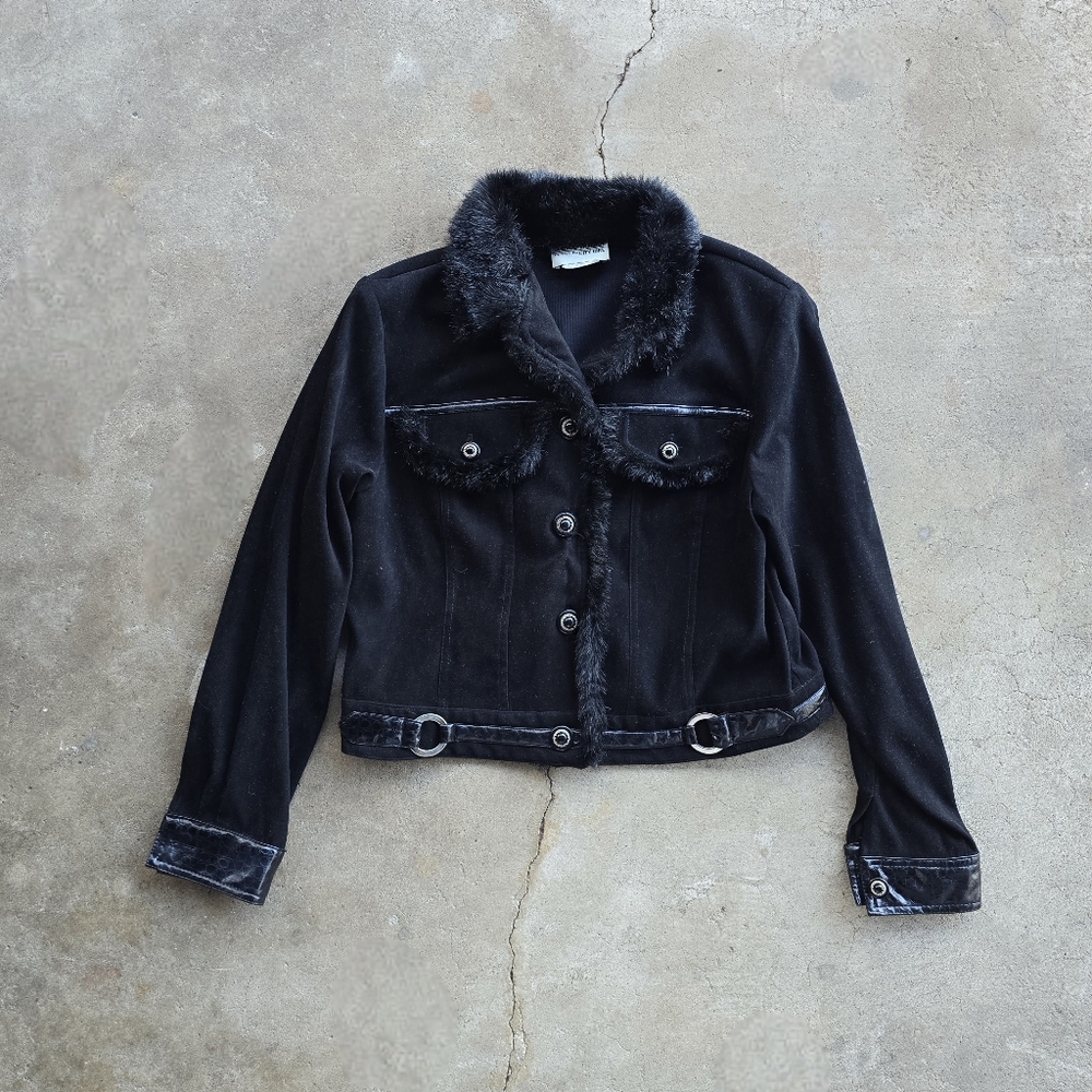 Vtg 90s Y2K Faux Fur Siren Clueless Goth Vamp Cxnty Jacket Medium